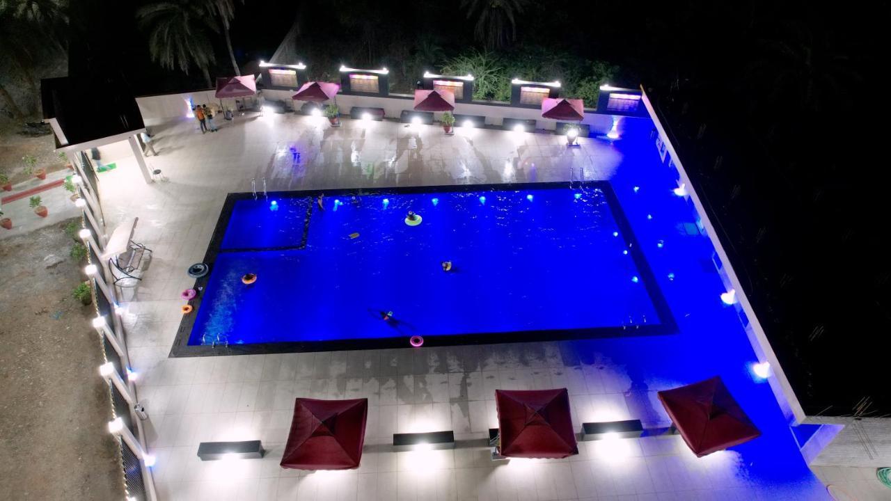 Hotel Silver Resort Daman Ngoại thất bức ảnh