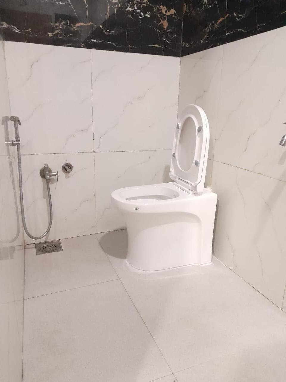 Hotel Silver Resort Daman Ngoại thất bức ảnh
